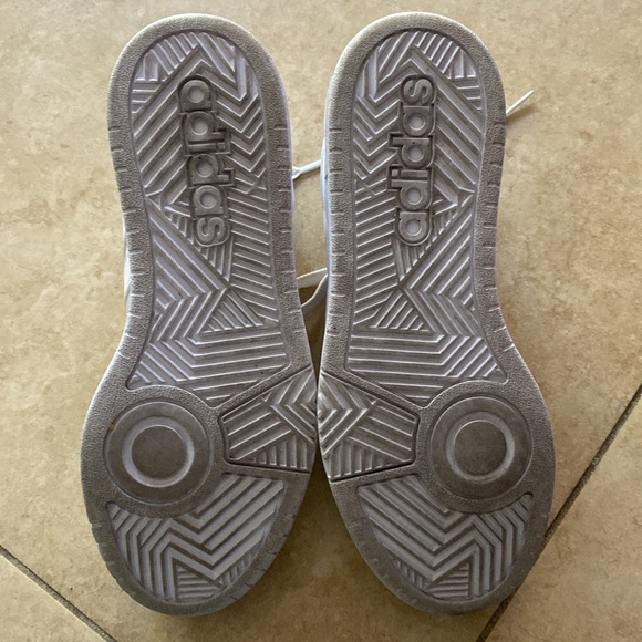 Adidas Shoes - Picture 6 of 8